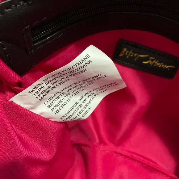 Betsey Johnson Black Floral Pucker Up Convertible Flap Crossbody Purse - Picture 10 of 13